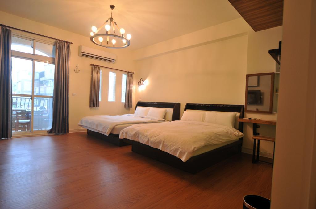Outstanding B&B Taitung Екстериор снимка