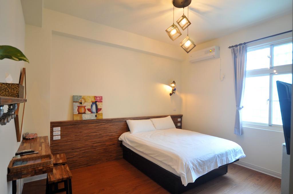 Outstanding B&B Taitung Екстериор снимка